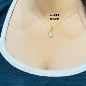 ELIE NECKLACE
