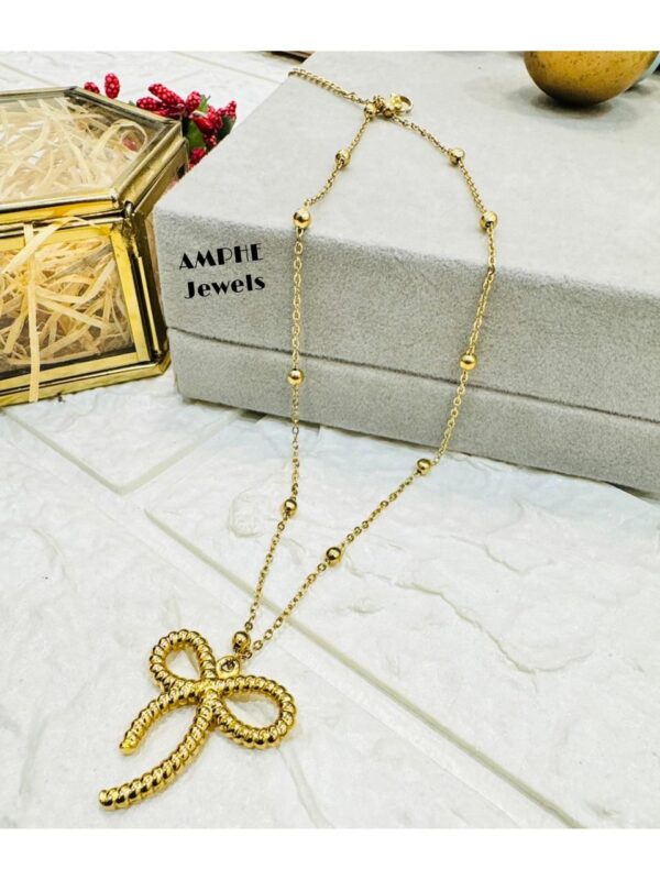 BOW Necklace