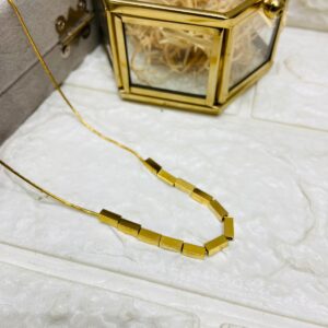 ELEGANTE Necklace