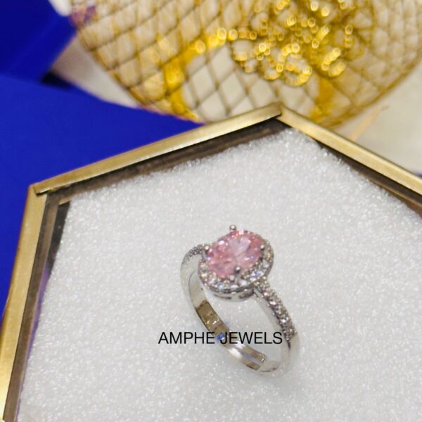 Oval ring