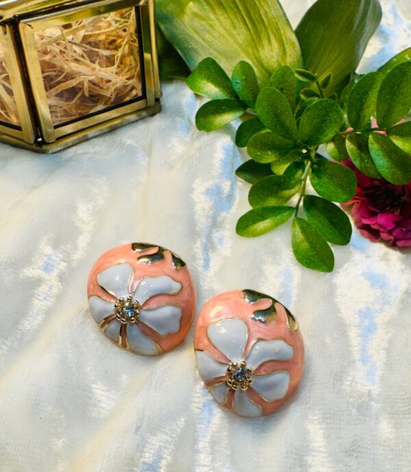 Peachy Earring