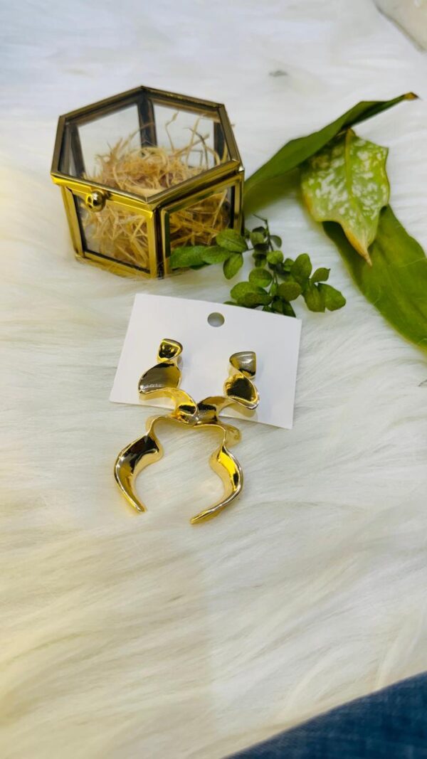 Zigzag Earrings - Image 2