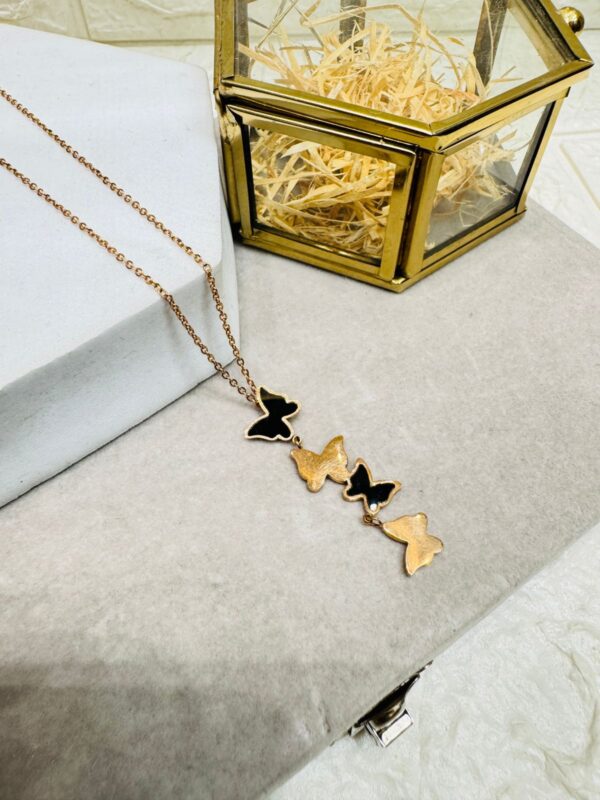 BUTTERFLY NECKLACE