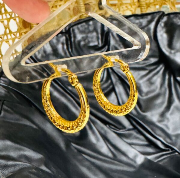 HOOPS