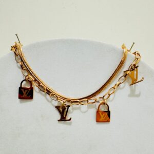 VL CHARM BRACELET