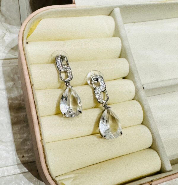 AD EARRINGS - Image 2