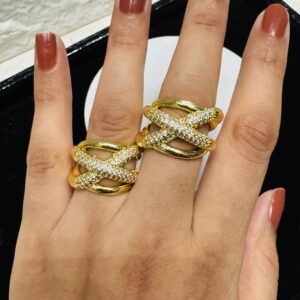 CRISS CROSS RING