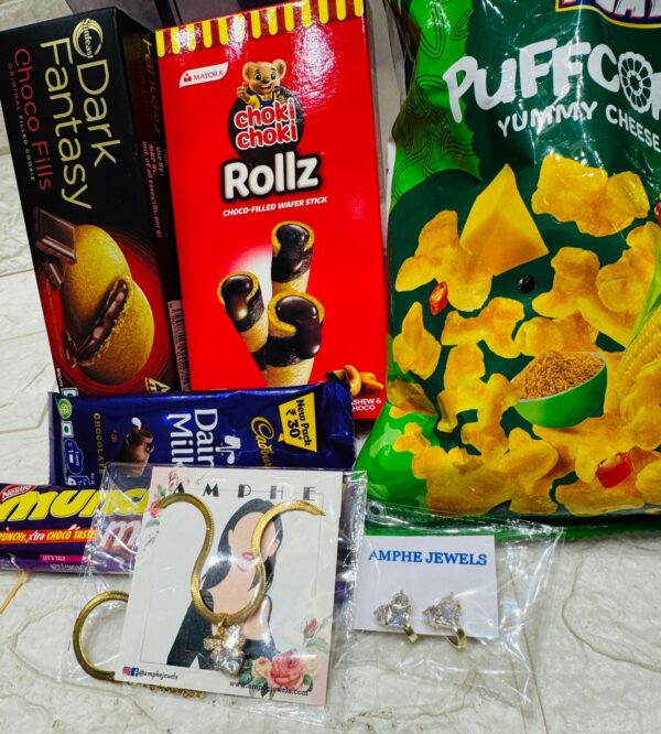 GIFT HAMPER FOR HER - Image 3