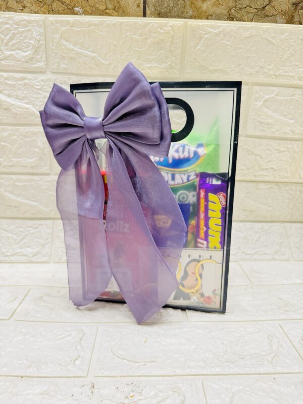GIFT HAMPER FOR HER - Image 2